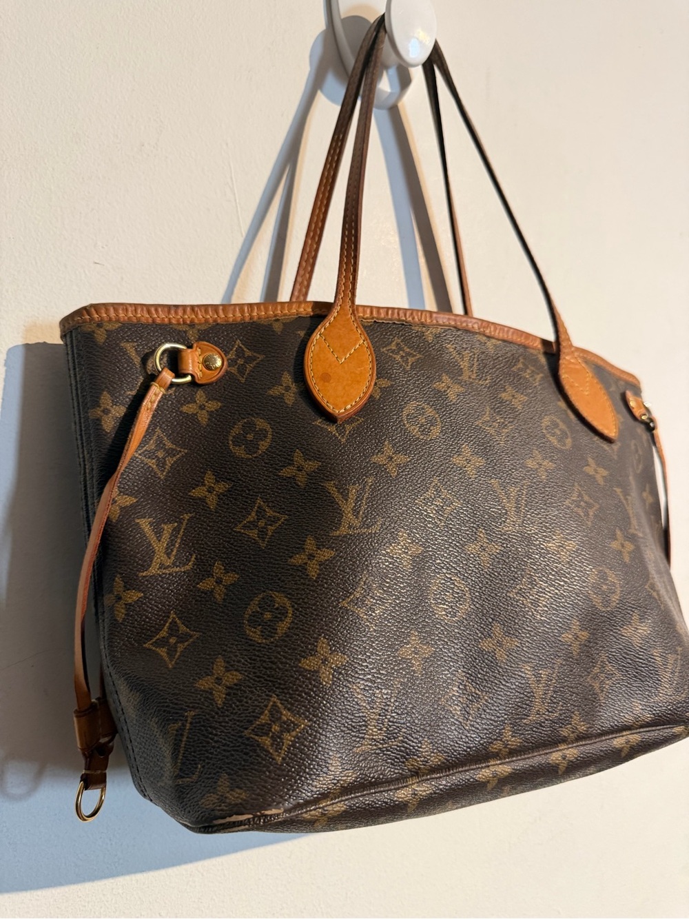 Louis Vuitton Monogram Neverfull PM Canvas Tote with Tan Trim - Picture 2 of 14